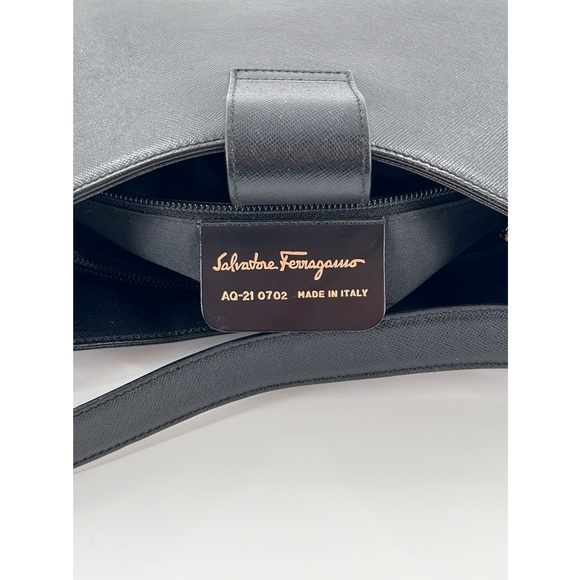 Salvatore Ferragamo Black Leather Trifolio Shoulder Bag - Picture 13 of 16